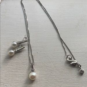 Pearl/diamond set